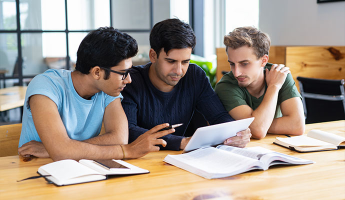 Bangladeshi Students Study Accounting in Abroad