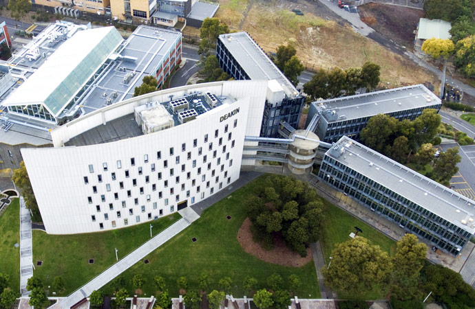 Australian Deakin University Overview