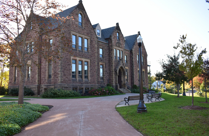 Mount Allison University